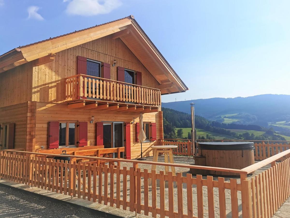 Bergchalet Am Waldrand - Pool, Sauna & Kamin Pöllauberg Eksteriør bilde